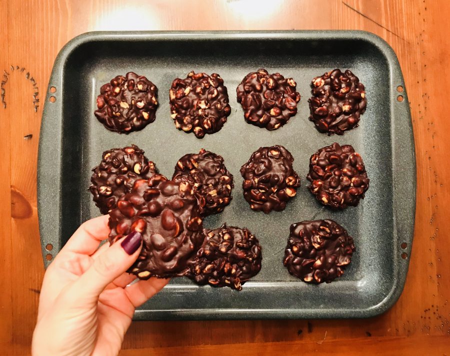 easy-chocolate-pb-clusters