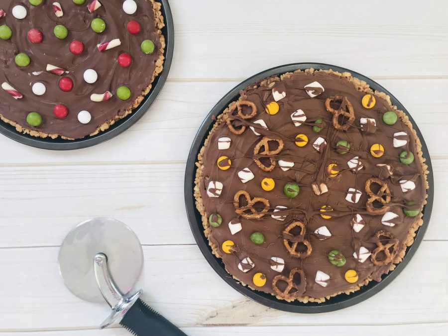 two-ton-chocolate-pizza