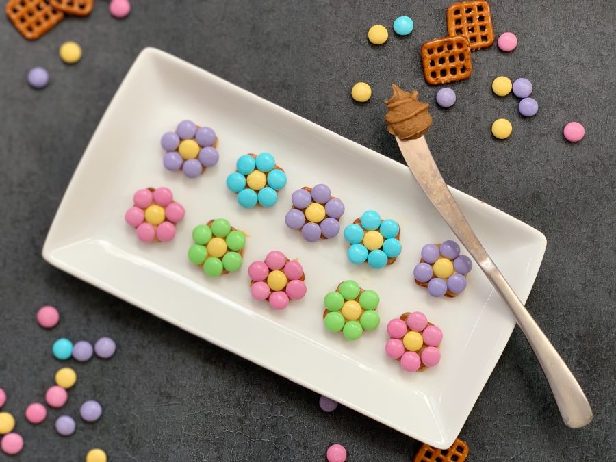 dessert-recipe-flower-pretzel-bites